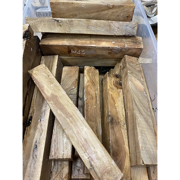 Jarra Holy Land Olivewood Turning Billets - 1.5x2" To 2x2" By 9-14" Long (Medium) 1 Jarra Holy Land Olivewood Turning Billets - 1.5x2" To 2x2" By 9-14" Long (Medium)