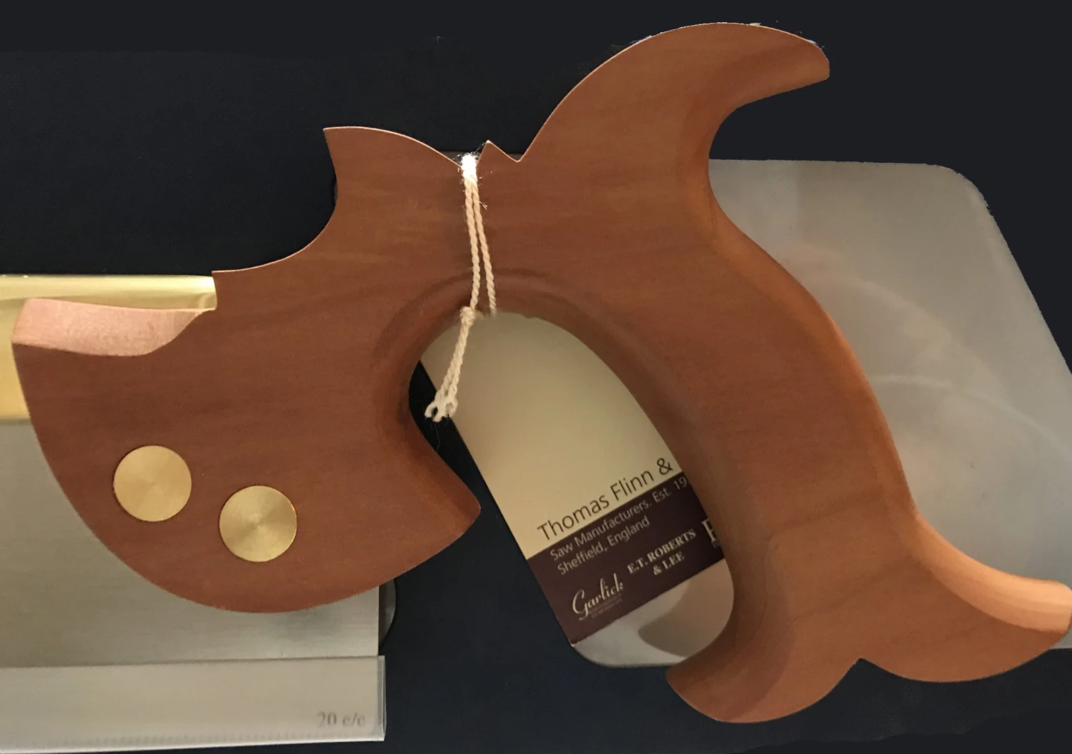 Buyout PAX 1776 Dovetail Saw 10" 20 Tpi Rip Cut Cherry Handle 3 Buyout PAX 1776 Dovetail Saw 10" 20 Tpi Rip Cut Cherry Handle